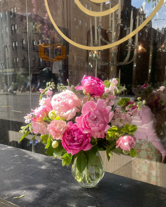 Peony Kisses